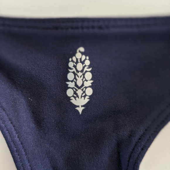 Free People FP Movement Lightning Synergy Crop Sports Bra, Navy XS NWT - Picture 8 of 9